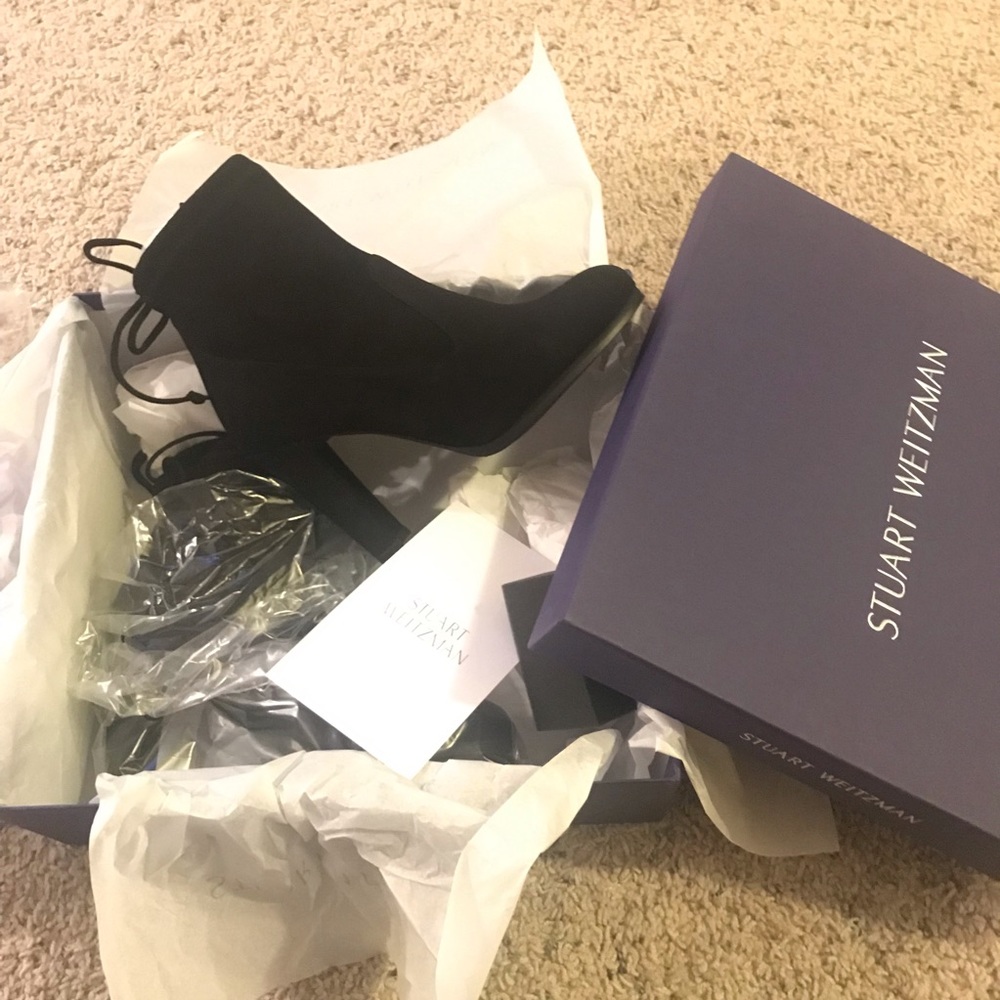 Stuart Weitzman ankle booties - Picture 3 of 6